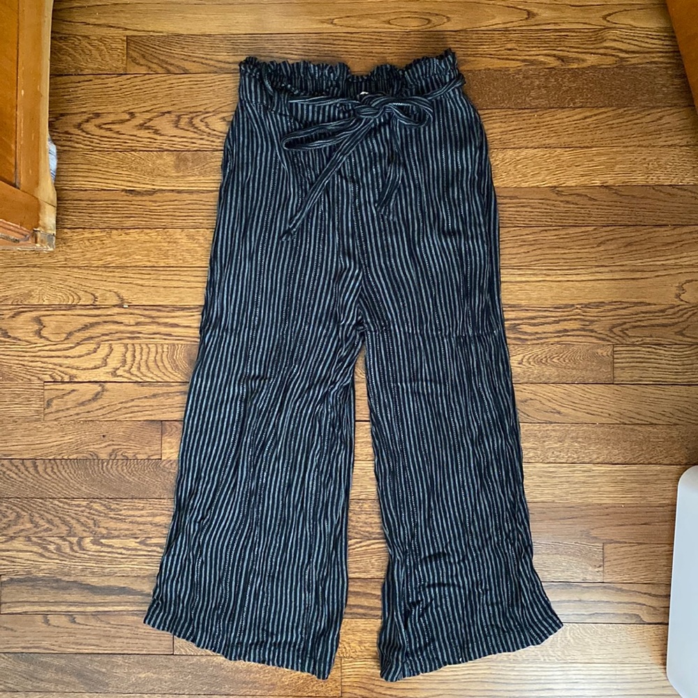 American Eagle Black Striped Paper Bag Wide Leg Pants